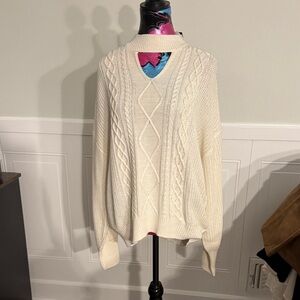 Steve Madden Cream Cable Knit V-Neck Sweater